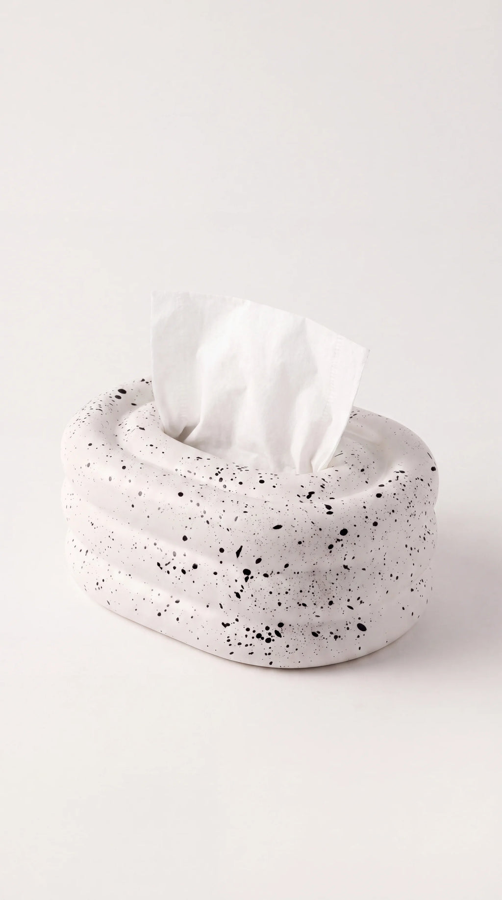 Ripple Ceramic Tissue Holder