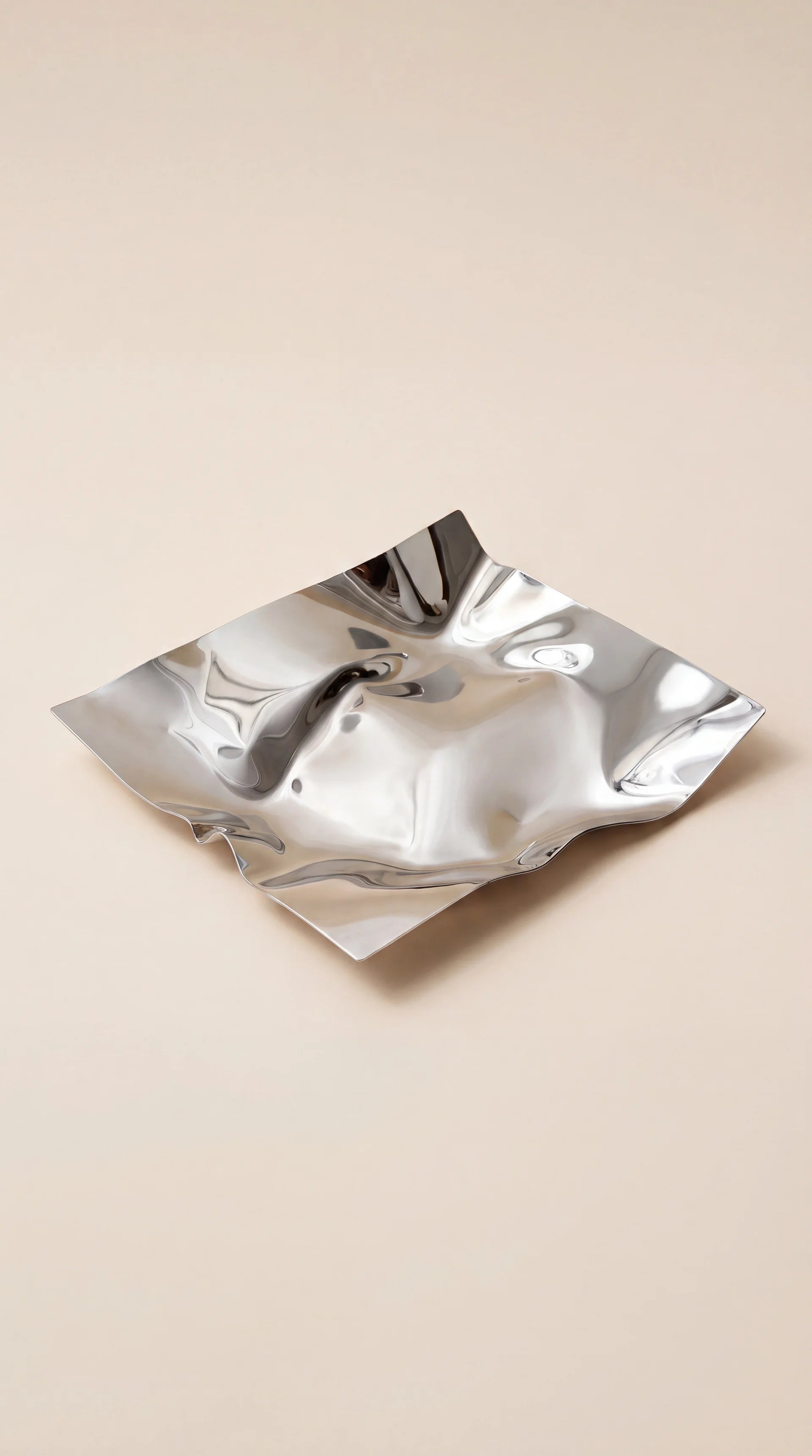 Wavy Mirror Catch-All Tray